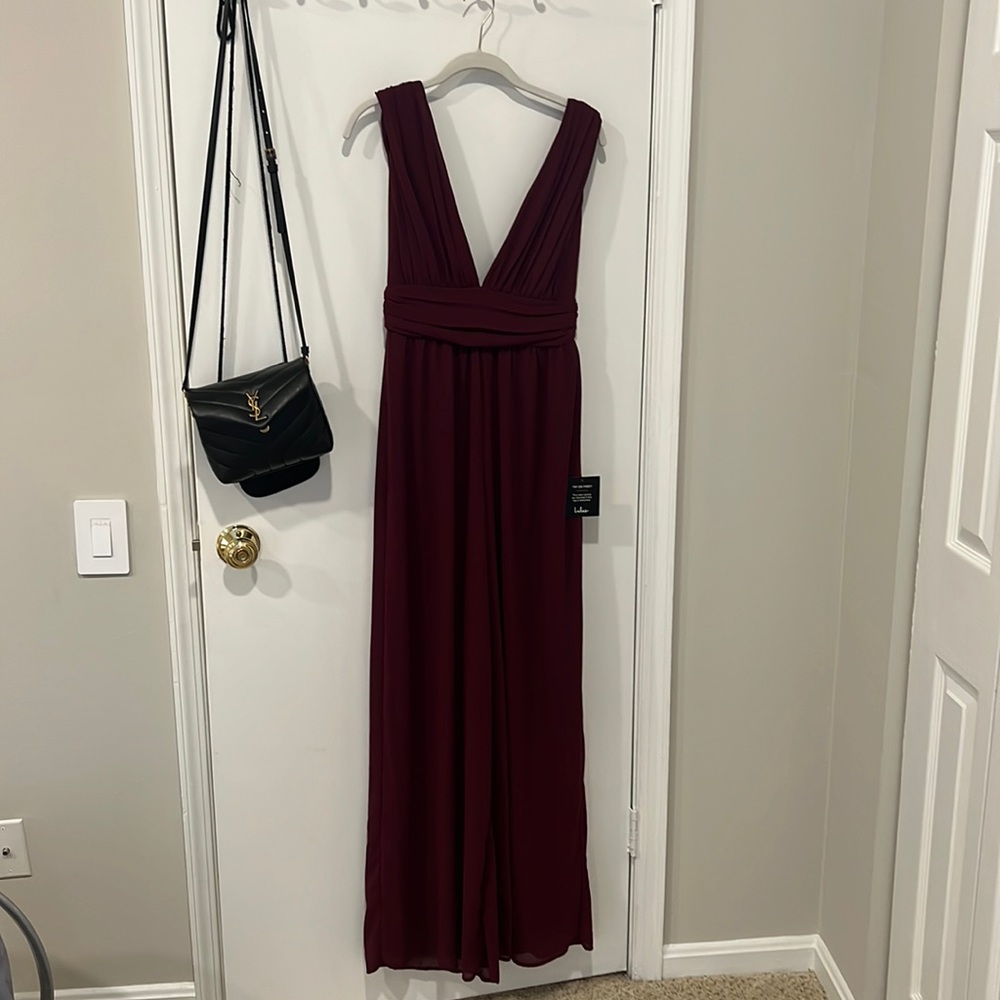 Lulus jumpsuit size 4 NWT, never worn!
